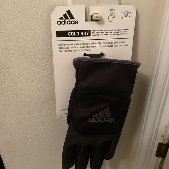 ADIDAS Cold Ready Men’s Running Gloves Black Size S/M Brand New 🖤🖤🖤🖤 - Picture 2 of 4